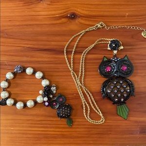 Betsey Johnson owl necklace and bracelet